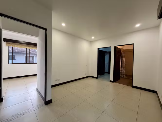 Casa en venta en condominio en Lagunilla de Heredia - Imagen 13