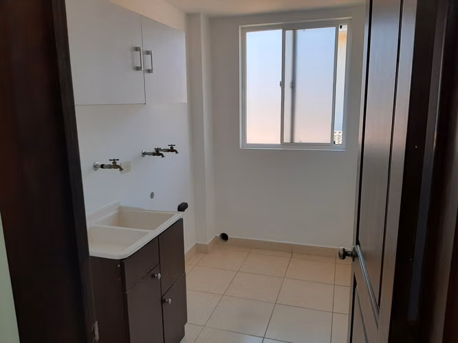 VENDO LINDO CONDOMINIO EN BELEN HEREDIA