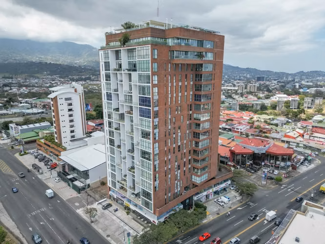 VENTA DE APARTAMENTO EN METROPOLITAN TOWER, LA SABANA - Imagen 18