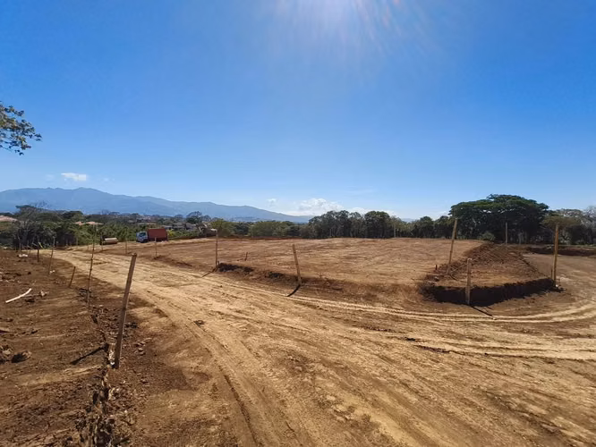 VENTA CASA EN CONDOMINIO BARVA DE HEREDIA
