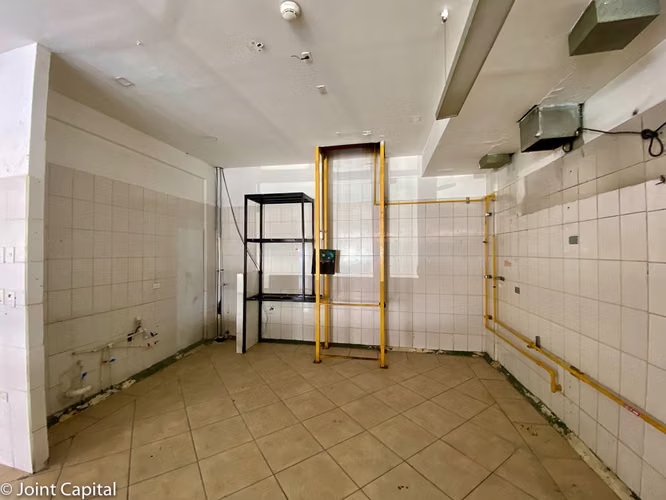 Local Comercial | Restaurante - Santo Domingo, Heredia | 188 m² | Mezzanine