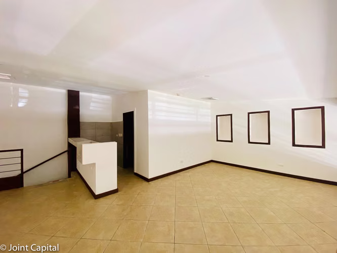 Local Comercial | Restaurante - Santo Domingo, Heredia | 188 m² | Mezzanine