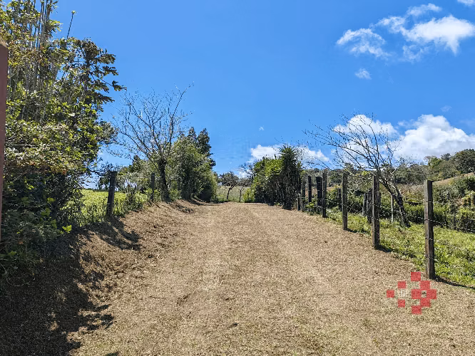 Venta de quinta con casa en Lago Arenal, Tilarán. - Imagen 18