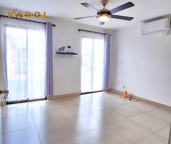 SE ALQUILA CASA EN CONDOMINIO - LA GUACIMA - CERCA DE RUTA 27