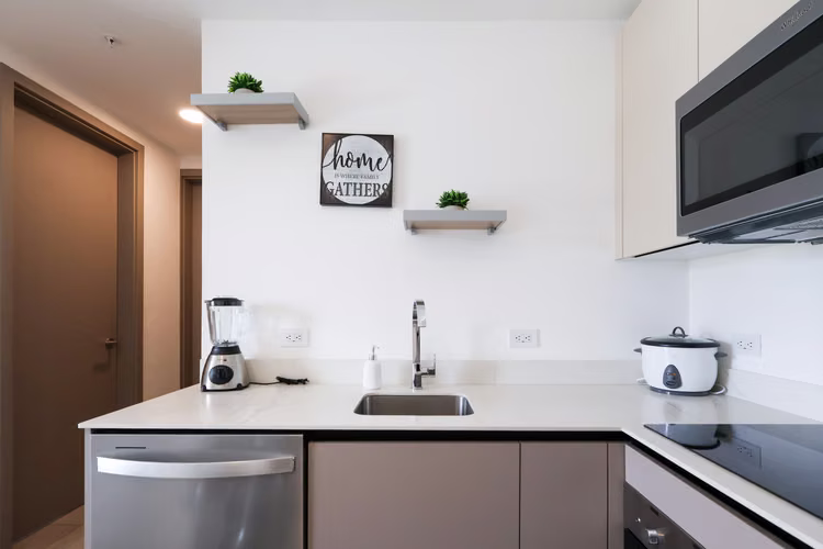Apartamento amueblado en Núcleo Sabana – Piso alto | Bodega y Parqueo | Ideal para invertir-Airbnb - Imagen 3