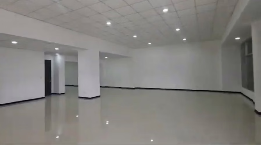 Local Comercial 418 m² en Alajuela | Centro Comercial | $5,643 mensuales