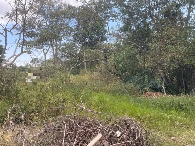 Lote en residencial en San Antonio Escazú.