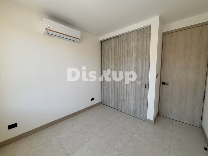 Alquiler de casa nueva de 3 hab. Lindora Village, Santa Ana - Imagen 17