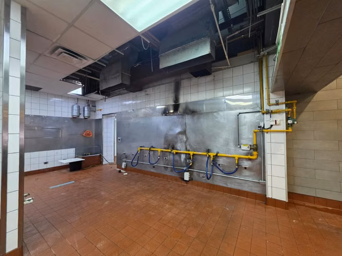 Local Comercial Premium de 395 m² – Ubicación Estratégica en Alajuela Centro - Imagen 6