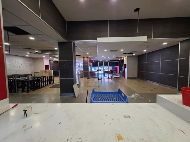 Local Comercial Premium de 395 m² – Ubicación Estratégica en Alajuela Centro - Imagen 5