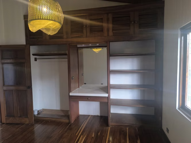 Amplio apartamento de 180m2 Bello Horizonte, Escazú