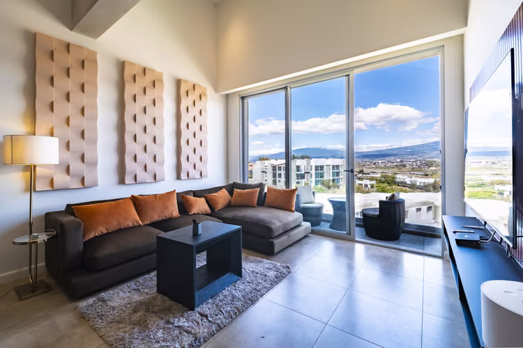 Apartment for sale or hire in Escazú, Guachipelín