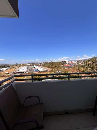 SE ALQUILA HERMOSO apartamento de 1 habitacion, full amoblado, Torres de Heredia