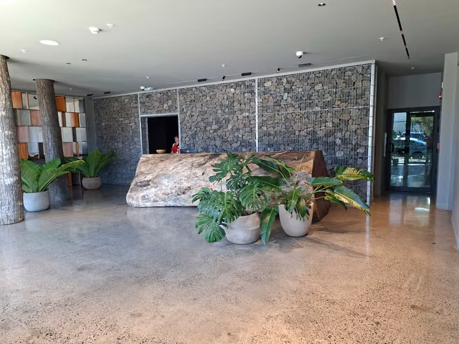 VENTA DE 4  APARTAMENTOS COSTA RICA SAN JOSE ROHRMOSER. - Imagen 2