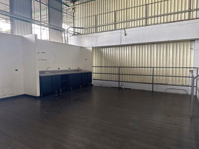 SE ALQUILA BODEGA EN PAVAS USO INDUSTRIAL Y COMERCIAL (disponible a partir de junio 2026) - Imagen 18