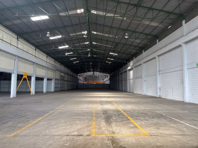 SE ALQUILA BODEGA EN PAVAS USO INDUSTRIAL Y COMERCIAL (disponible a partir de junio 2026) - Imagen 10