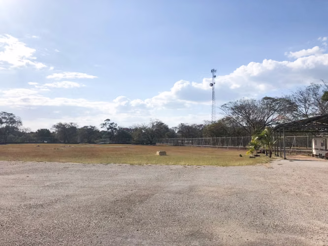 Venta de lote uso comercial en Liberia