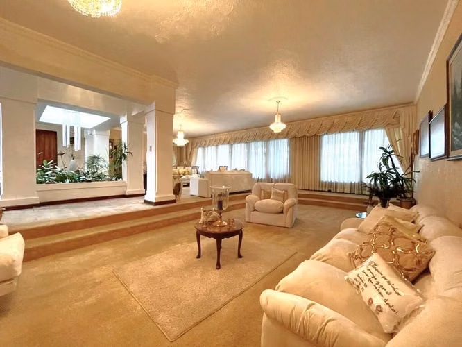 Casa en Venta en Alajuela: Elegante y Amplia. Residencial Seguro – 750 m² de Espacio para tu Familia - Imagen 6