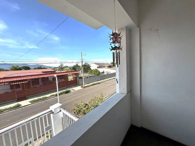 Casa en Venta en Alajuela: Elegante y Amplia. Residencial Seguro – 750 m² de Espacio para tu Familia - Imagen 15