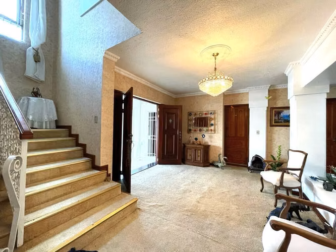 Casa en Venta en Alajuela: Elegante y Amplia. Residencial Seguro – 750 m² de Espacio para tu Familia - Imagen 3