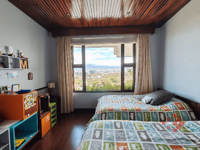 Venta de casa de lujo en San Rafael de Escazú.