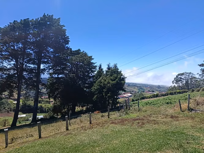Casa En Venta, Zarcero.