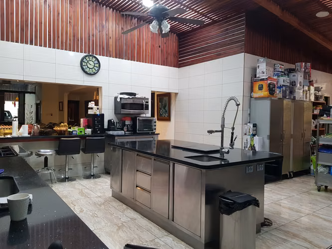 Amplia Casa de una planta en Barrio Córdoba, San José - Imagen 8