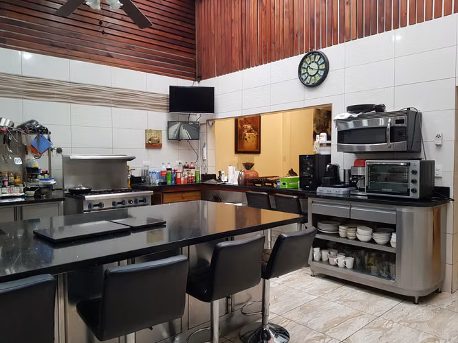 Amplia Casa de una planta en Barrio Córdoba, San José - Imagen 7