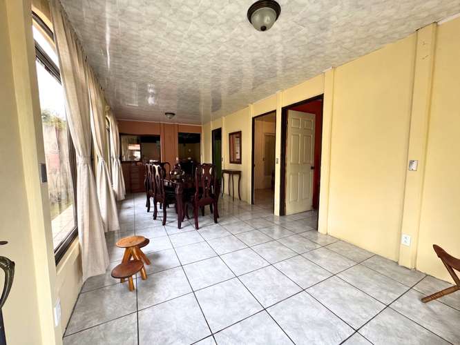Casa de 2 Habitaciones en Venta Tuis Turrialba - Lista Para Vivir