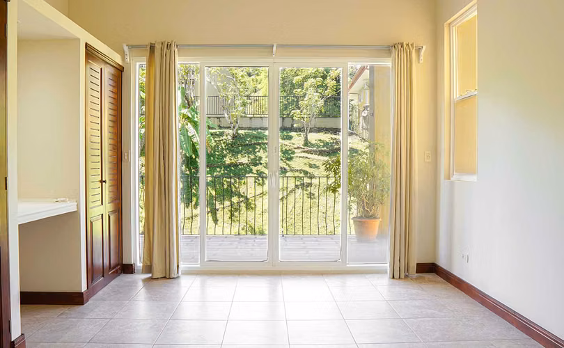 Exclusivo Townhouse Colonial en Las Lomas – A minutos de Los Sueños Marina