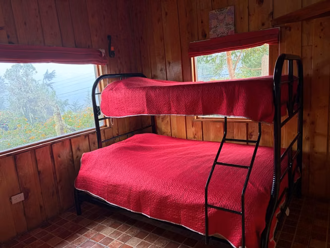 Venta de Cabaña en el Cerro de la Muerte por la Zona de los Santos - Imagen 8