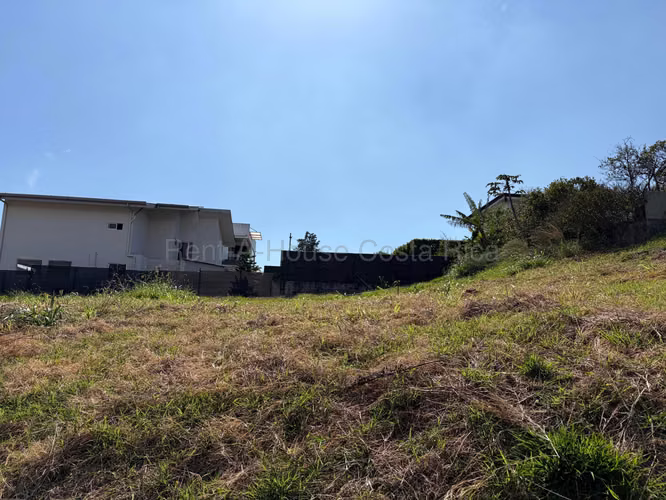 Venta de lote amplio en Residencial Lomas del Zurquí, San Isidro, Heredia - Imagen 14