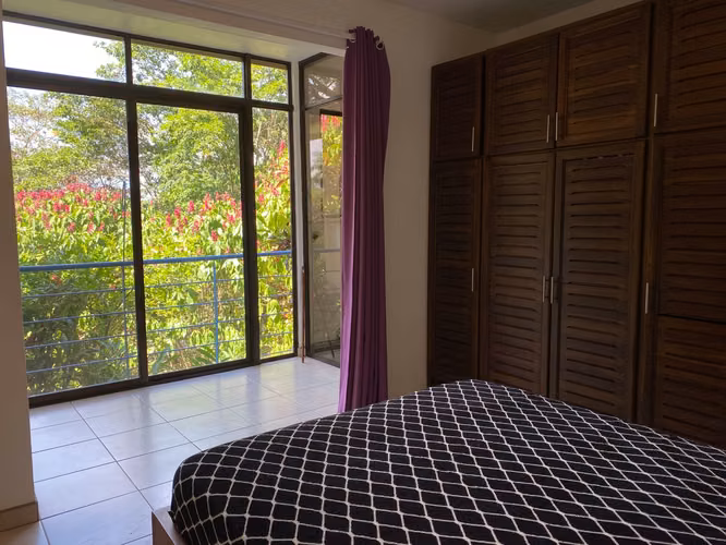 Casa Amueblada en Alquiler en Los Ángeles de Atenas - Imagen 8