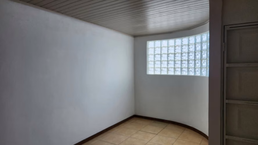 VENTA DE CASA URBANIZACION EL REY  ALAJUELA