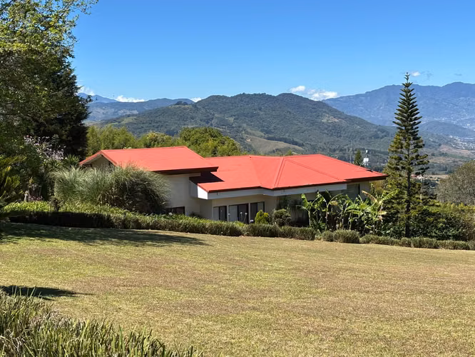 Venta Finca en la Angelina - Cartago ID5954