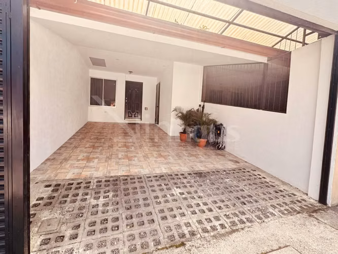 id 42142 En venta casa con habitación en planta baja y gran patio - Imagen 3