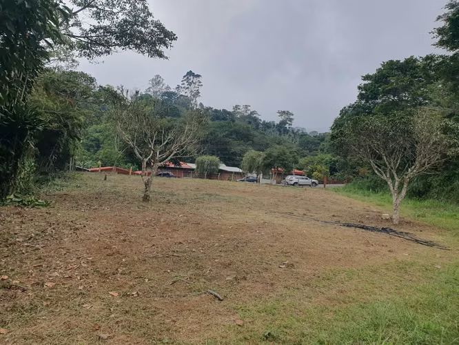 Venta de Terreno en Santiago de San Ramón, Alajuela