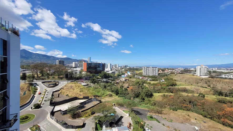 Se alquila apartamento con vista panorámica en Núcleo Sabana Torre A - Imagen 11
