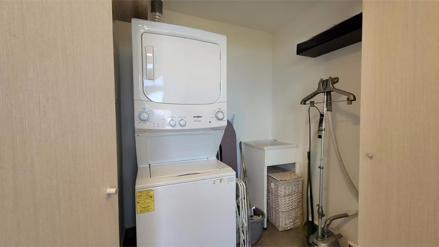 Se alquila apartamento con vista panorámica en Núcleo Sabana Torre A - Imagen 13
