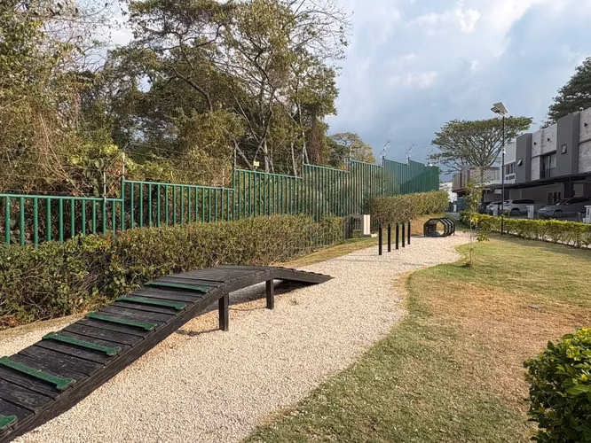 Lote en Venta en Condominio Santa Ana IP - Imagen 12