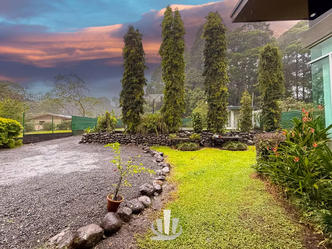 Casa en Venta en Guápiles, Limón