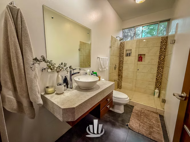 Casa en Venta en Guápiles, Limón