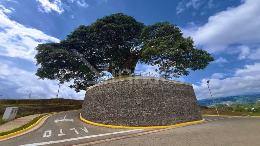 id 42147 Venta de lote plano en condominio con amenidades en San Juan de la Unión - Imagen 3