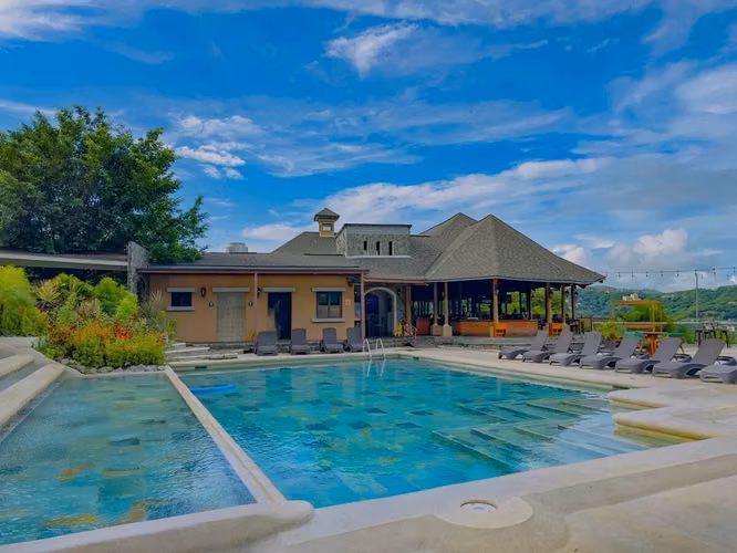 Villa con Vista al Mar en Villas Sol, Playa Hermosa, Guanacaste