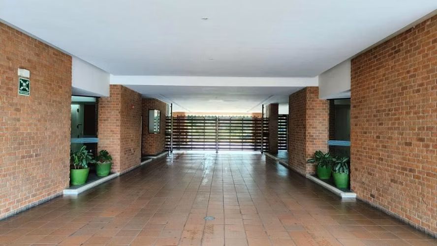 SE ALQUILA Apartamento en Torres del Parque, La Sabana KS - Imagen 2
