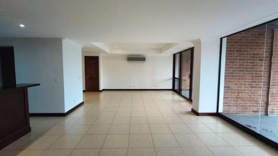 SE ALQUILA Apartamento en Torres del Parque, La Sabana KS - Imagen 6