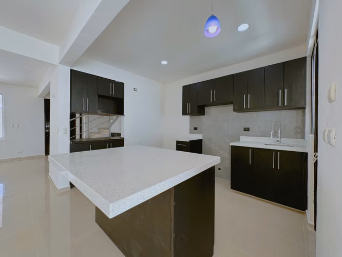 ¡Casa exclusiva y de oportunidad! / La Itaba, Lomas de Ayarco, Curridabat. - Imagen 7