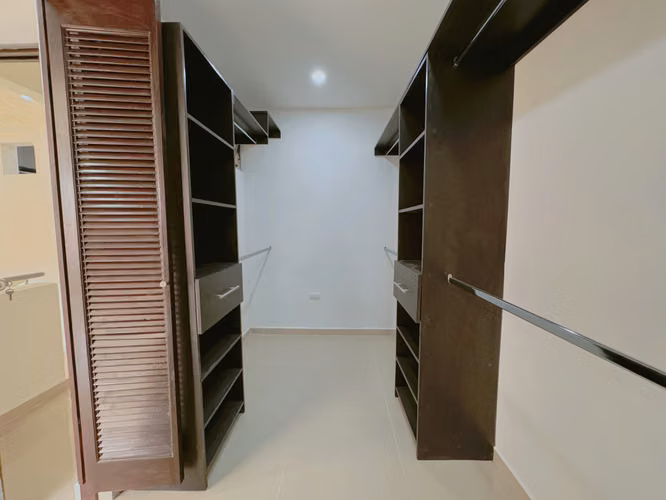 ¡Casa exclusiva y de oportunidad! / La Itaba, Lomas de Ayarco, Curridabat. - Imagen 12