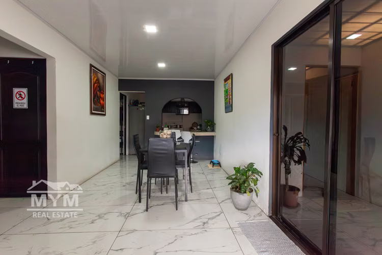 Casa en venta espaciosa con area para teletrabajo - Imagen 4