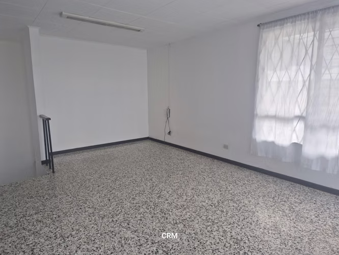 Alquilo Oficinas en Rousvelt, San Pedro - Imagen 12